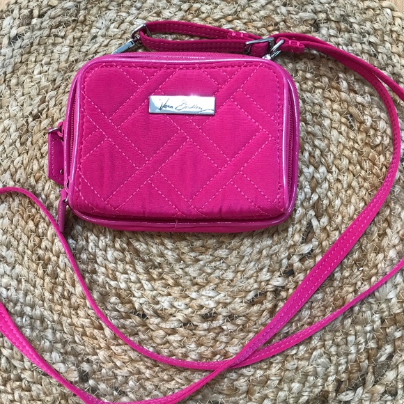 Vera Bradley Handbags - Vera On the Square Wristlet Fuscia-EUC RePosh